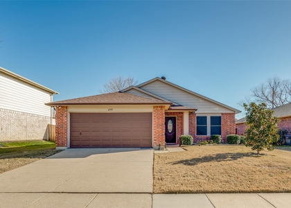 2709 Cedar Crest Drive - Photo 1