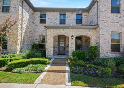 4533 English Maple Drive - Photo 1