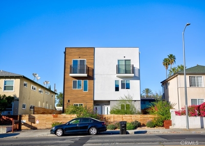 11639 Burbank - Photo 1
