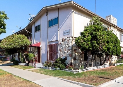 901 Linden Avenue - Photo 1