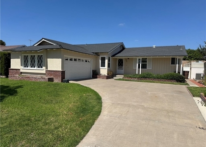 933 W Autumn Drive - Photo 1