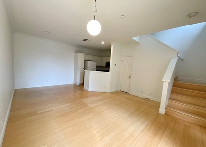 511 Birch Grove - Photo 1