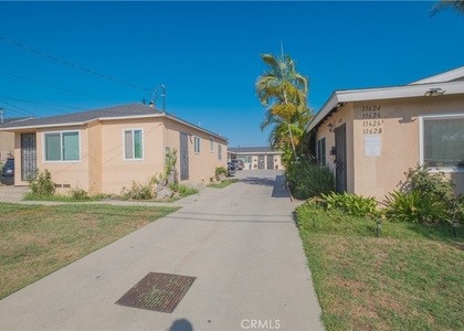 11624 Adenmoor - Photo 1