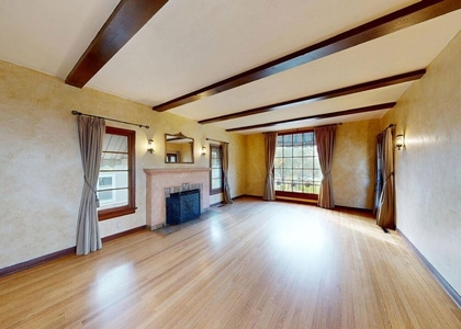 842 E Walnut Avenue - Photo 1