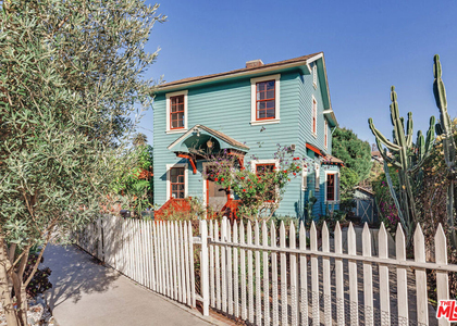 1005 W Kensington Road - Photo 1