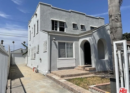 713 W 49th Place - Photo 1