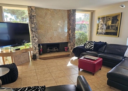 42505 Adams Street - Photo 1