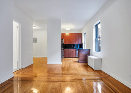 Madison Avenue - Photo 1