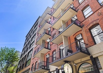 10 E 13th Street - Photo 1