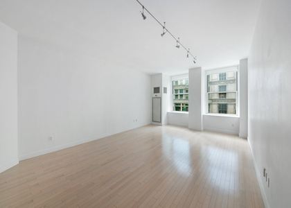 60 W 20th Street - Photo 1