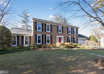 1302 Clayborne House Court - Photo 1