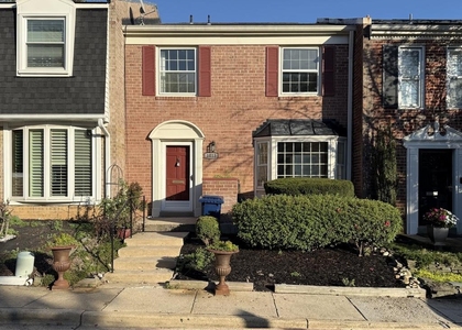 1013 N Vail Street - Photo 1
