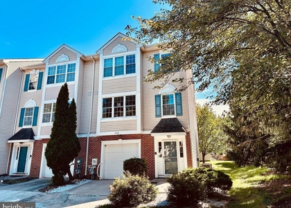 3409 Carriage Court - Photo 1
