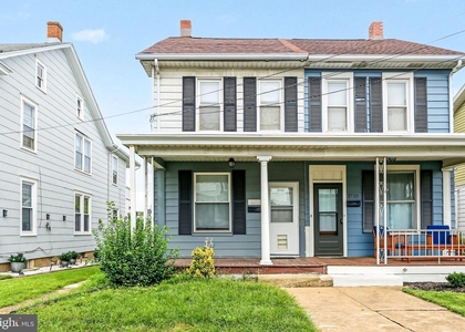 2728 Butler Street - Photo 1