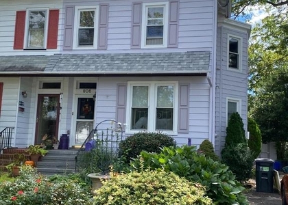 806 Linwood Avenue - Photo 1