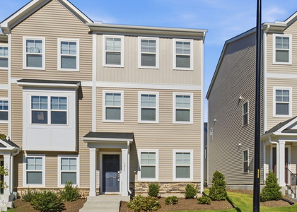 1011 Hemlock Cone Way - Photo 1