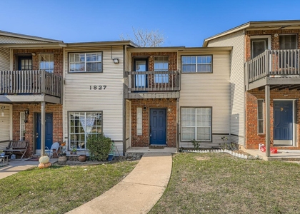 1827 River Crossing Cir - Photo 1