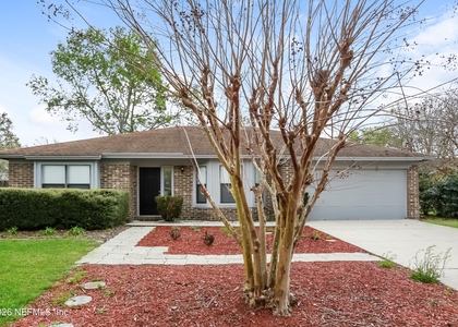 6507 Diamond Leaf Court S - Photo 1