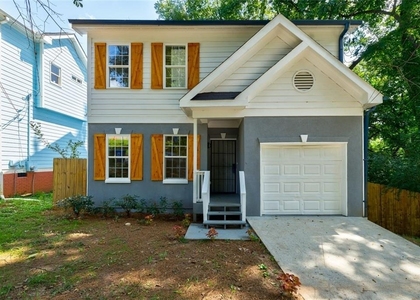 1040 Hubbard Street Sw - Photo 1