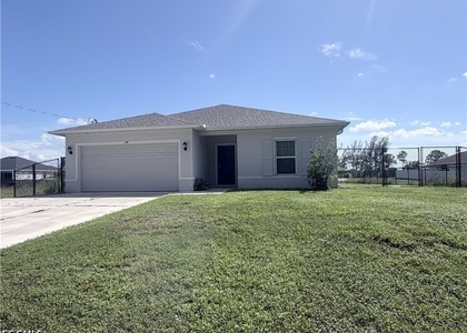 328 Jacaranda Parkway E - Photo 1