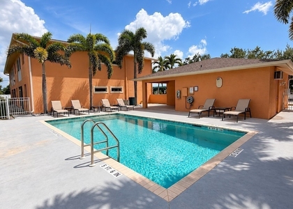 1117 Sw 48th Terrace - Photo 1