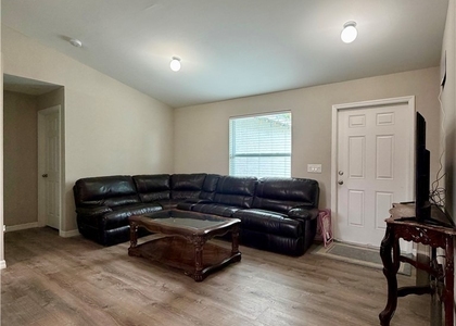 354 Mangonia Avenue - Photo 1