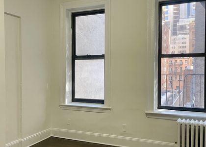  3rd Avenue/56th Street - Photo 1