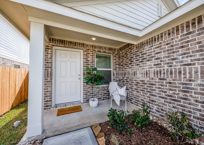 140 Austin Street - Photo 1