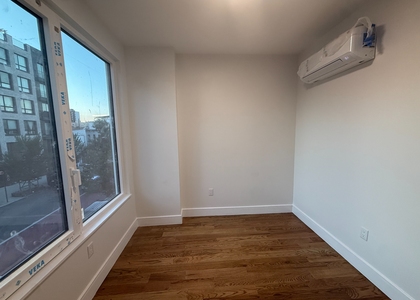 997 Rogers Avenue - Photo 1