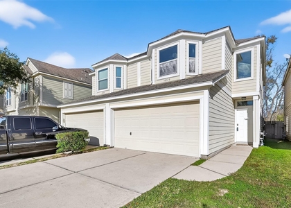 16526 Pentonshire Lane - Photo 1
