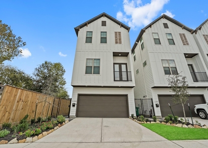 1108 Brooks Street - Photo 1