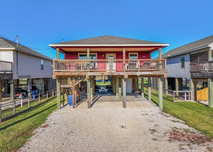 414 Thunder Road - Photo 1