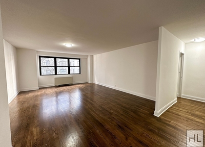 East 89th Street - Photo 1
