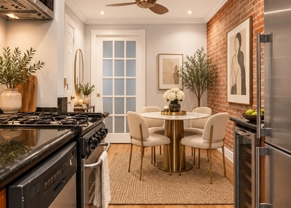 West 53 Street - Photo 1