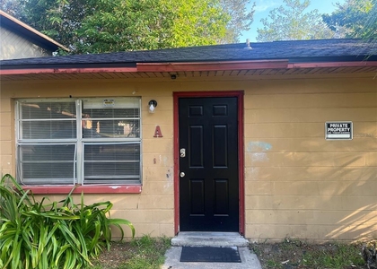 2622 Sw 31st Place - Photo 1