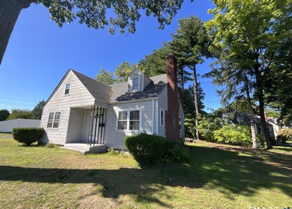 198 Broad Street - Photo 1