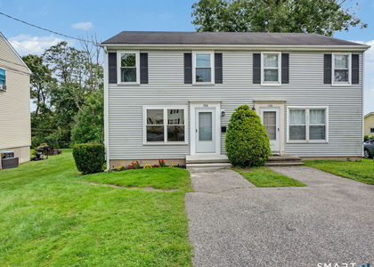 108 Kenwood Avenue - Photo 1