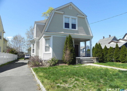 21 Edlie Avenue - Photo 1