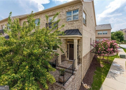 745 Fountainhead Lane - Photo 1