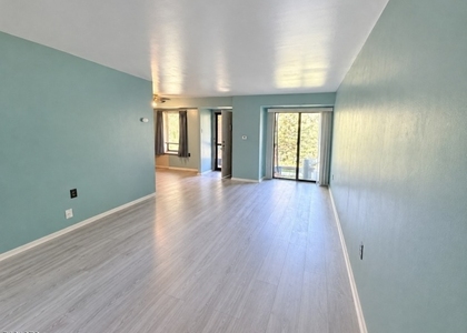 1004 Timber Creek - Photo 1