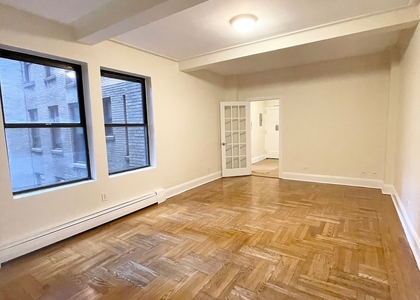 West 79 Street - Photo 1