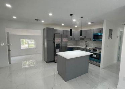751 Nw 18th Street - Photo 1