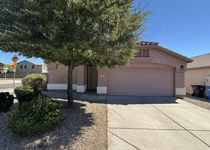 20919 N 38th Street - Photo 1
