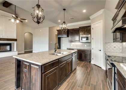 3100 Main Street - Photo 1