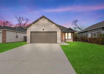 3335 Spring Avenue - Photo 1