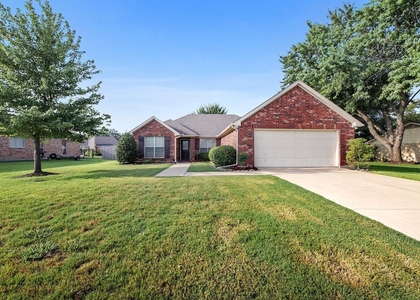 109 Lemley Drive - Photo 1