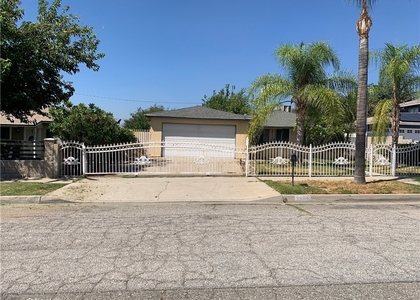 1424 Lynwood Way - Photo 1