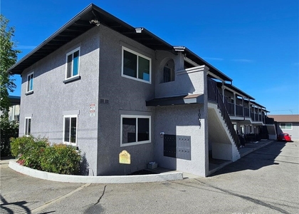 10037 Samoa Avenue - Photo 1