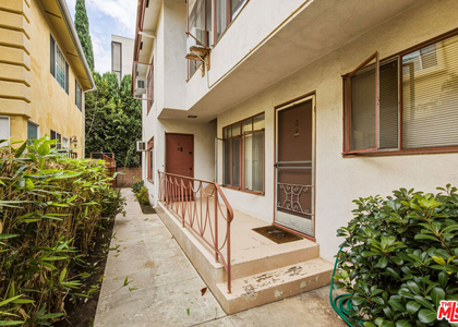 1058 S Wooster Street - Photo 1