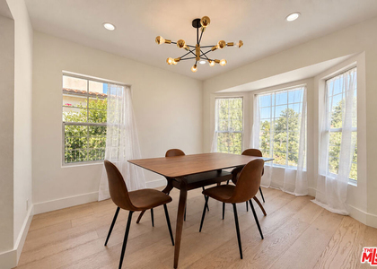 5143 Newcastle Avenue - Photo 1